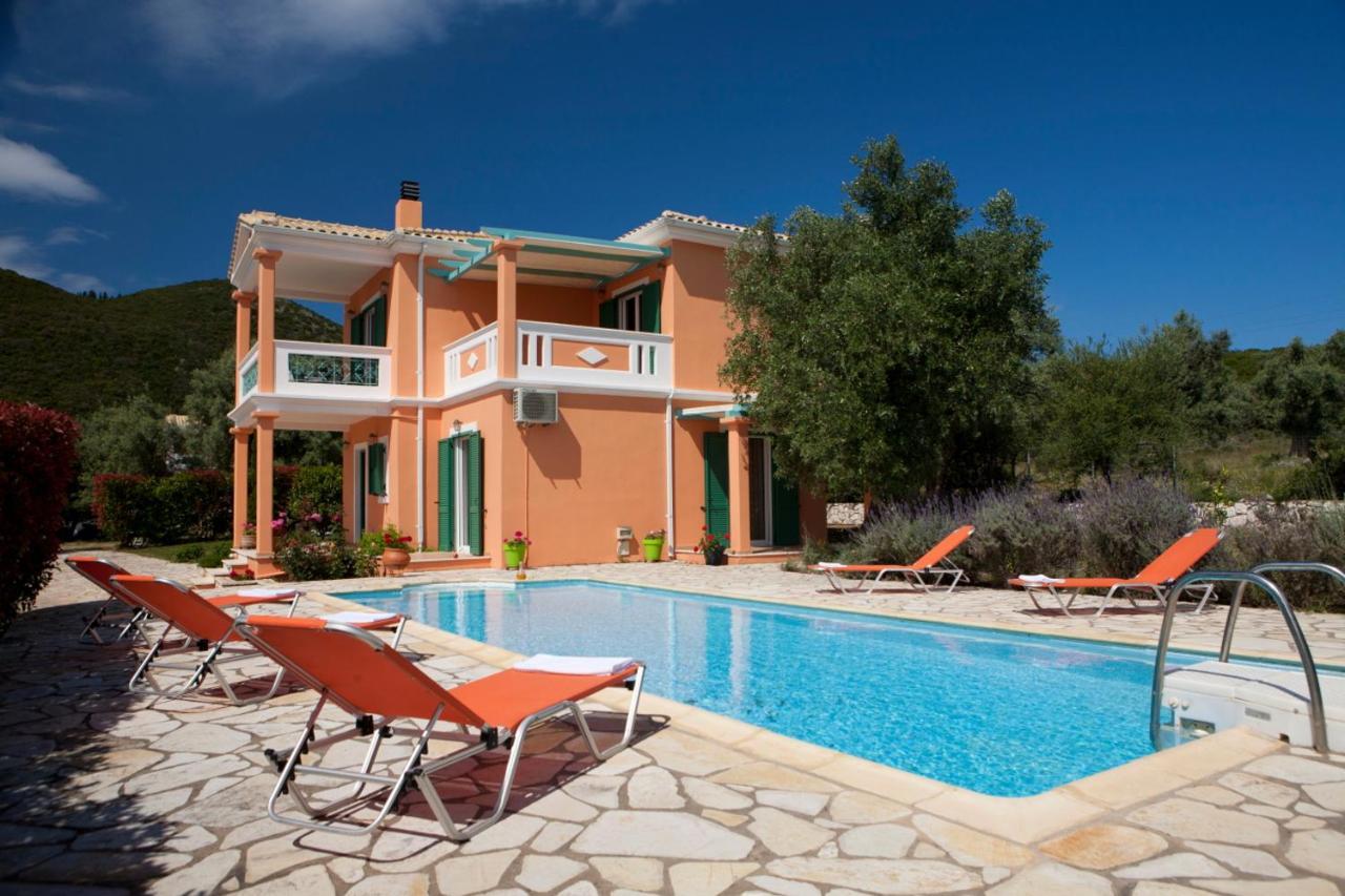 Pantheon & Danae Luxury Villas ซีโวตา ภายนอก รูปภาพ