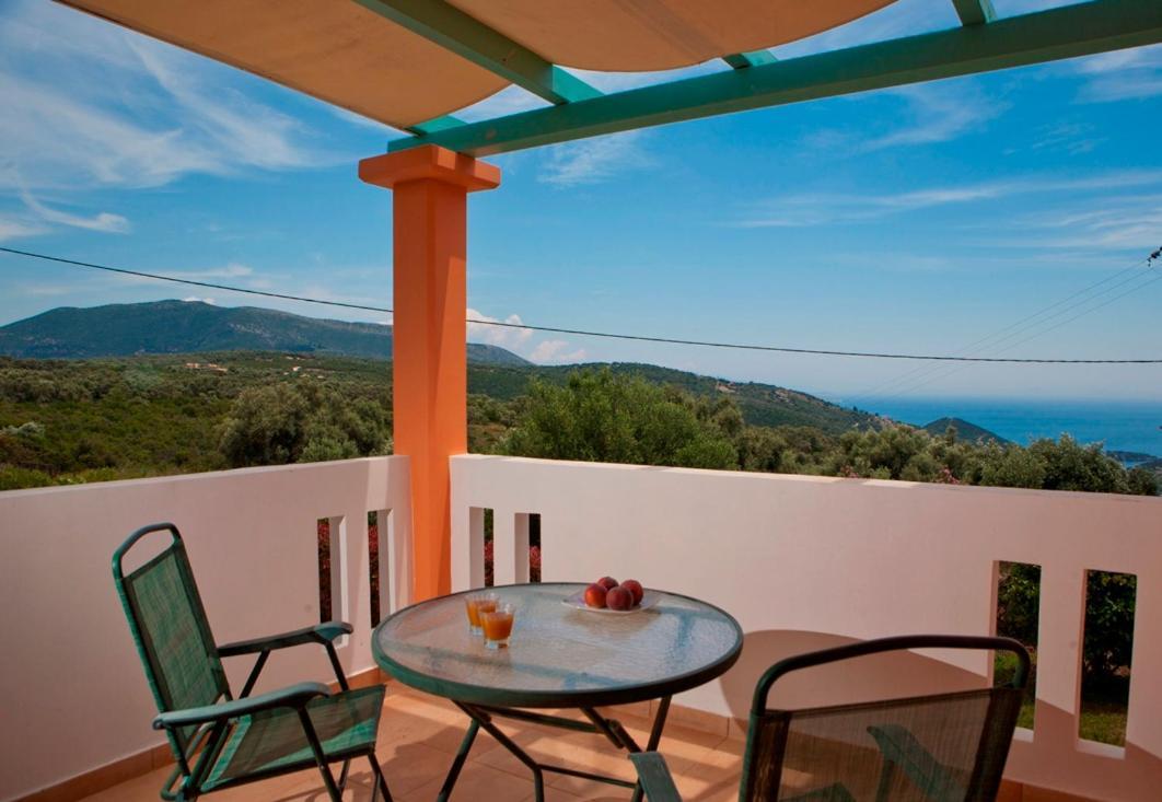 Pantheon & Danae Luxury Villas ซีโวตา ภายนอก รูปภาพ