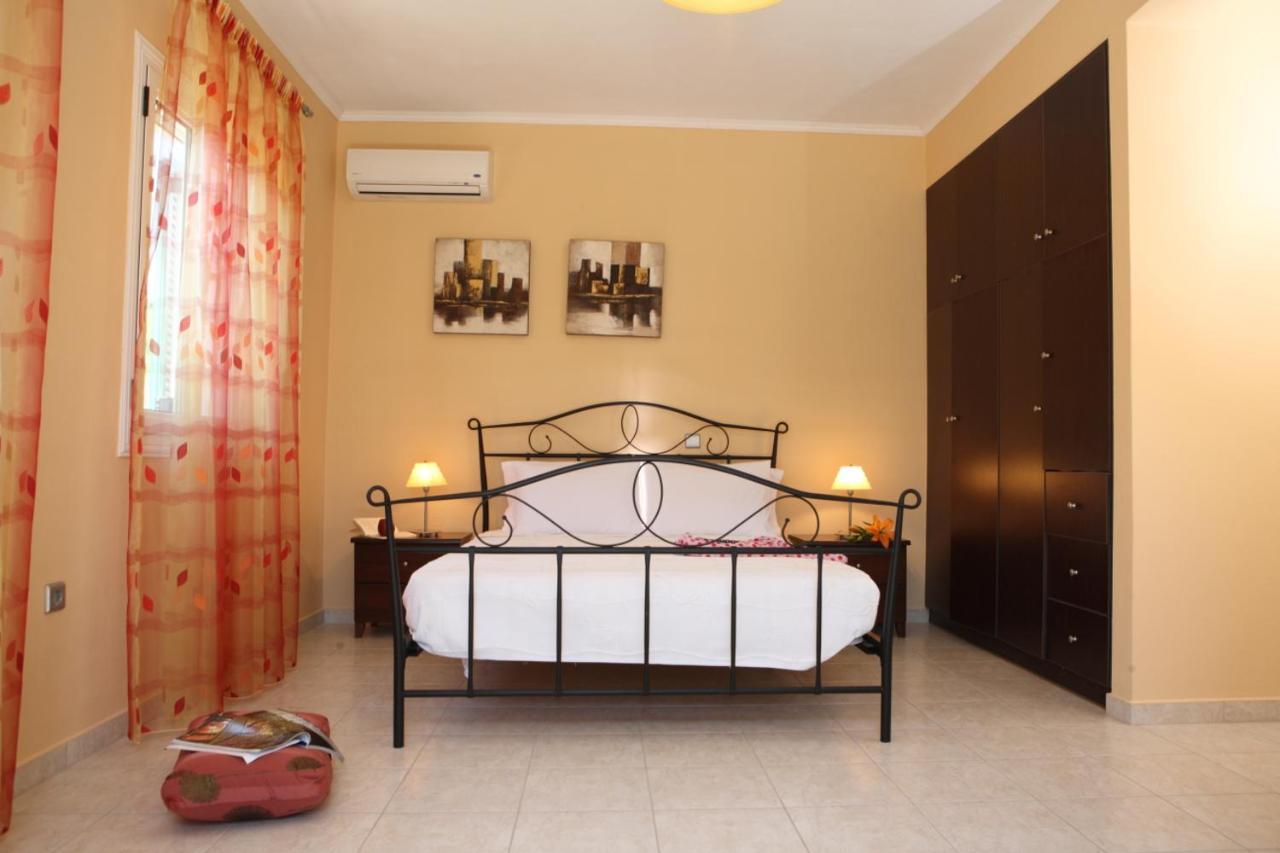 Pantheon & Danae Luxury Villas ซีโวตา ภายนอก รูปภาพ