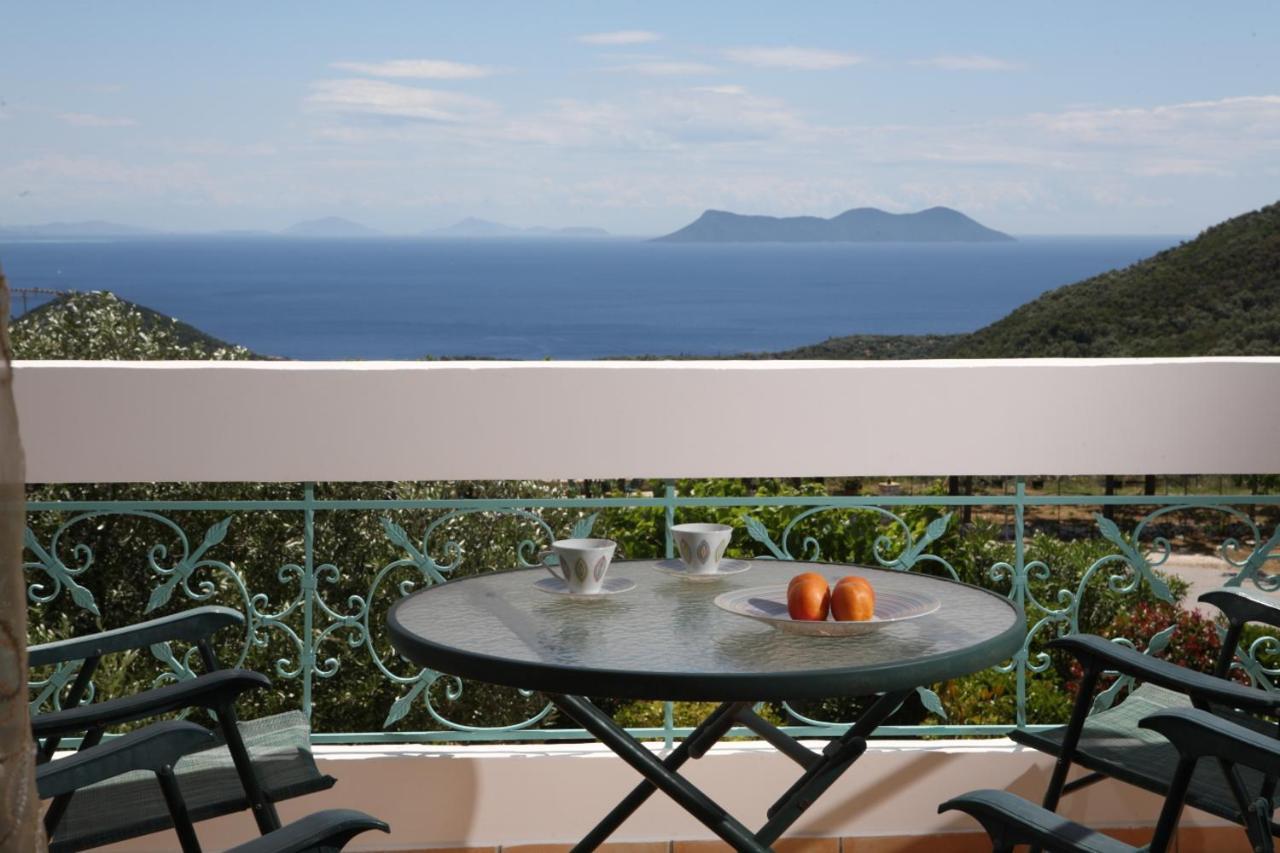 Pantheon & Danae Luxury Villas ซีโวตา ภายนอก รูปภาพ