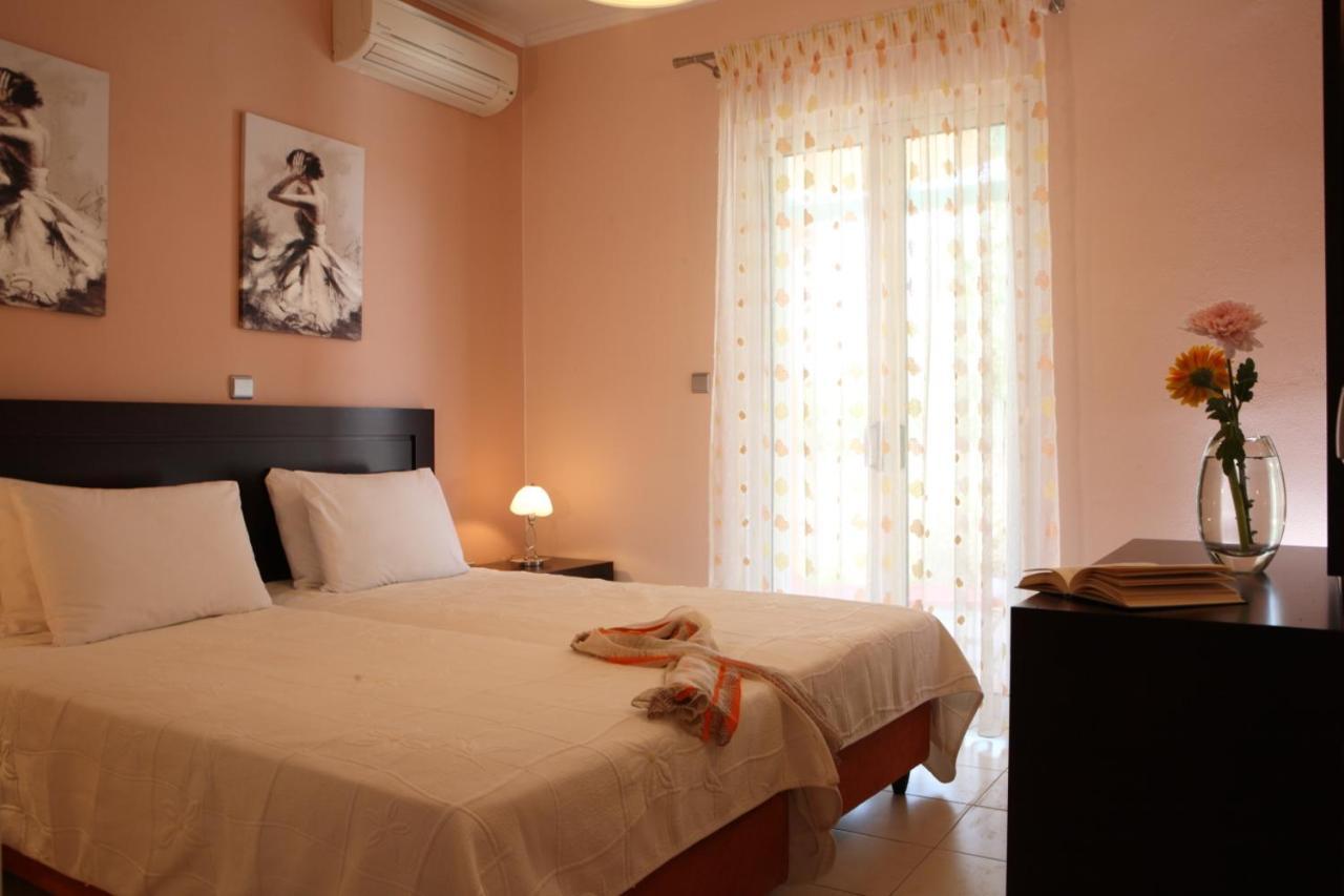Pantheon & Danae Luxury Villas ซีโวตา ภายนอก รูปภาพ