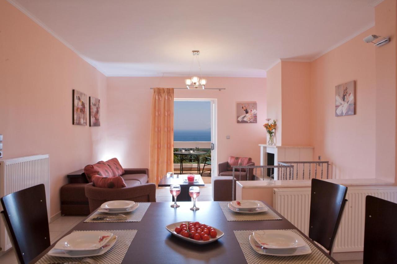 Pantheon & Danae Luxury Villas ซีโวตา ภายนอก รูปภาพ